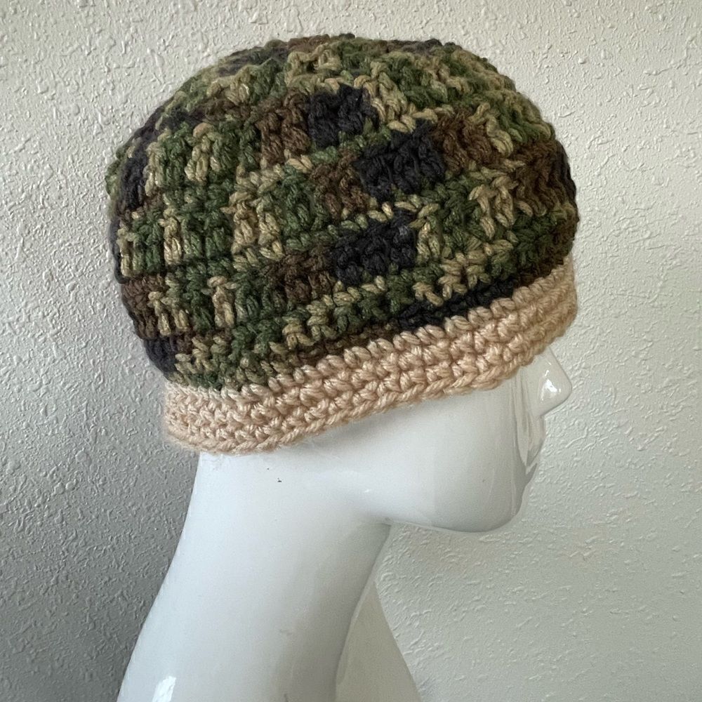 Camo Knit Stocking Cap EUC